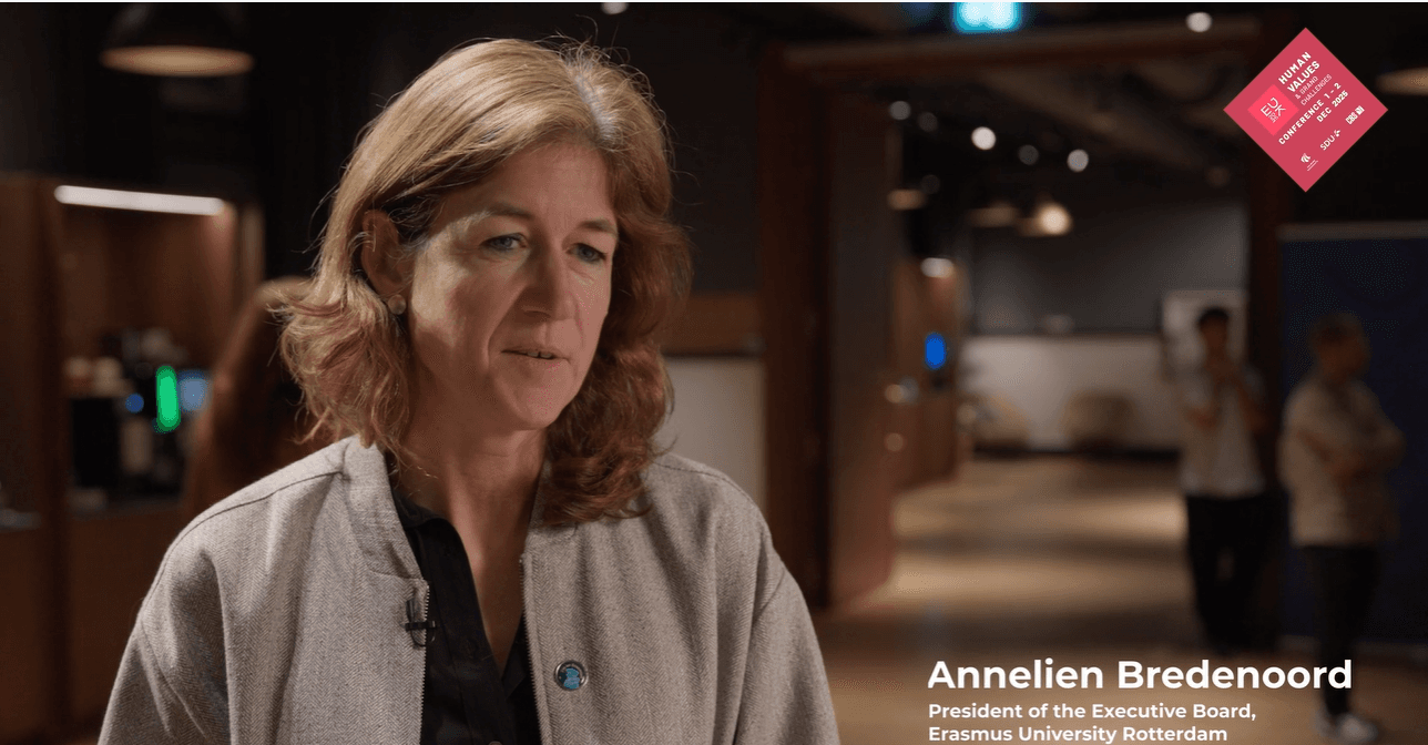 Annelien Bredenoord